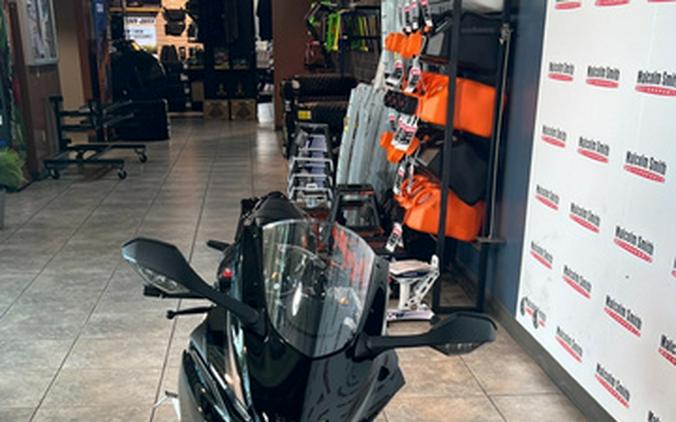 2026 Yamaha YZF R7 CA