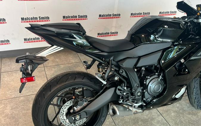 2026 Yamaha YZF R7 CA