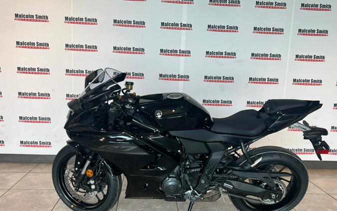 2026 Yamaha YZF R7 CA