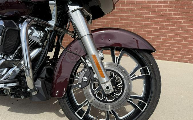 2019 Harley-Davidson® Road Glide® Twisted Cherry