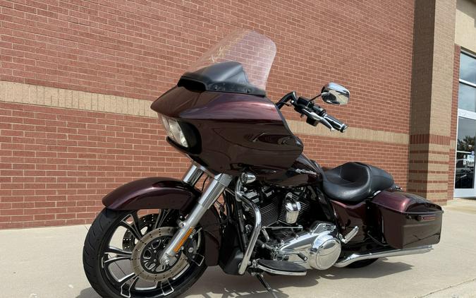 2019 Harley-Davidson® Road Glide® Twisted Cherry