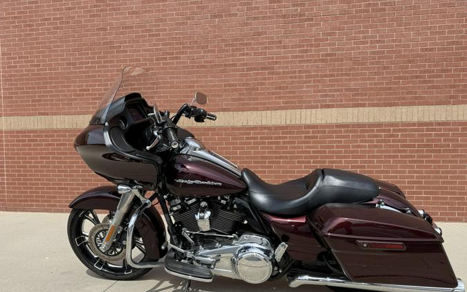 2019 Harley-Davidson® Road Glide® Twisted Cherry