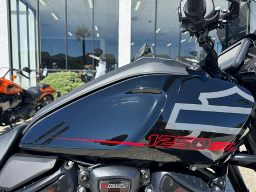 2026 Harley-Davidson Pan America® 1250 ST
