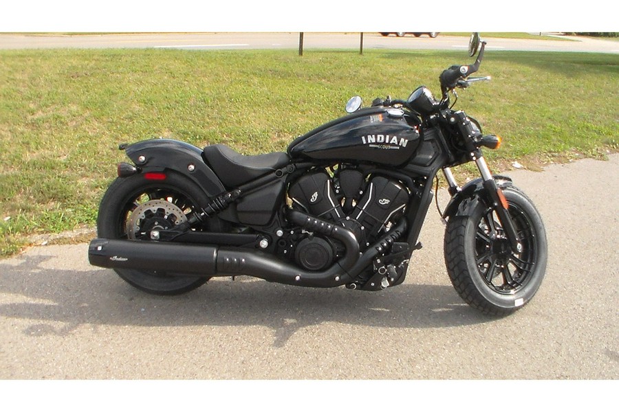 2026 SCOUT BOBBER, BLACK METALLIC, 49ST - Indian Motorcycle