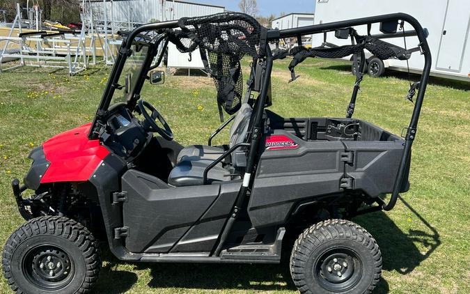 2014 Honda Pioneer 700-4