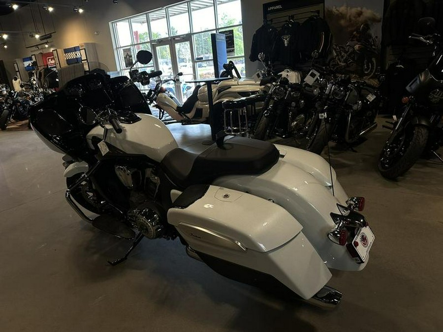 2024 Indian Motorcycle® Challenger® Limited with PowerBand Audio Package Ghost White Metallic