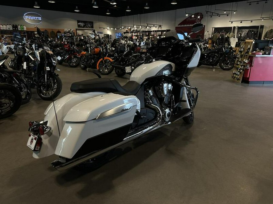 2024 Indian Motorcycle® Challenger® Limited with PowerBand Audio Package Ghost White Metallic