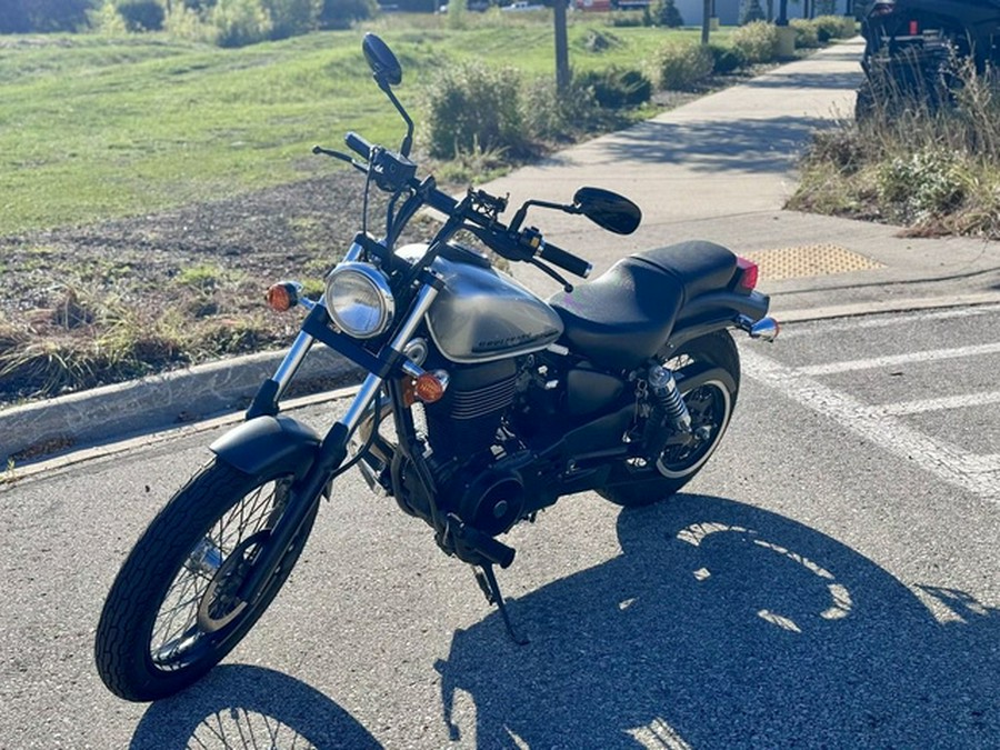 2018 Suzuki Boulevard S40