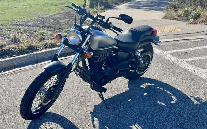 2018 Suzuki Boulevard S40