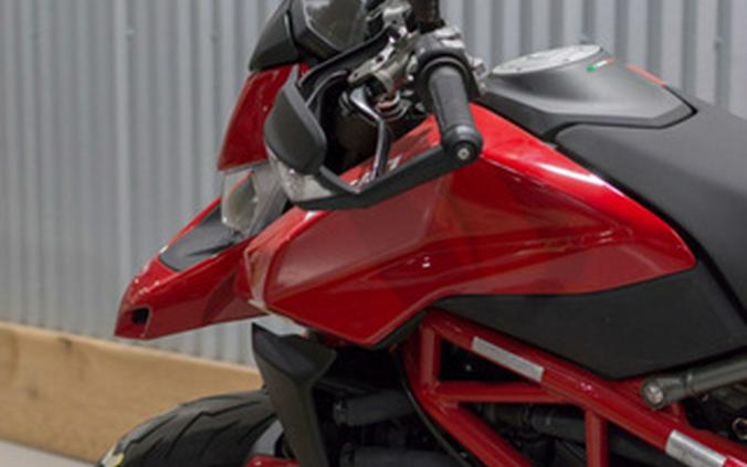 2024 Ducati Hypermotard 950 Red