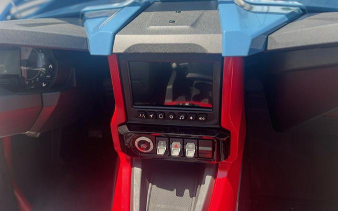 2025 Slingshot Slingshot R (Autodrive)