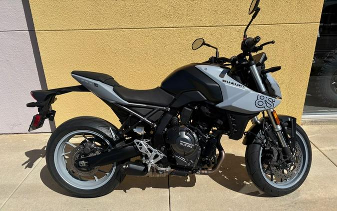2024 Suzuki GSX-8S