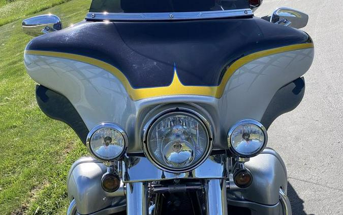 2012 Harley-Davidson® FLHTCUSE7 - CVO™ Ultra Classic® Electra Glide®