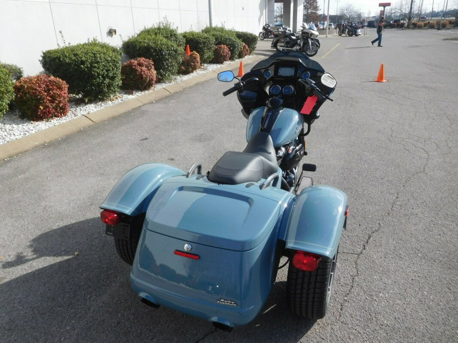 FLTRT 2024 Road Glide 3