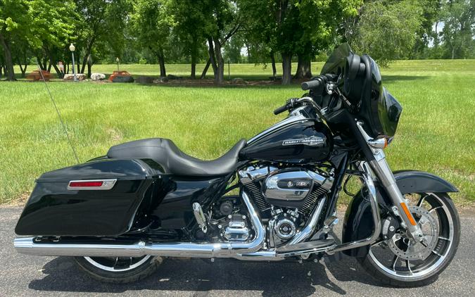 2023 Harley-Davidson Street Glide Vivid Black