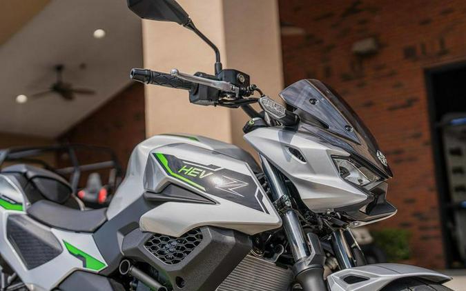 2024 Kawasaki Z7 Hybrid ABS