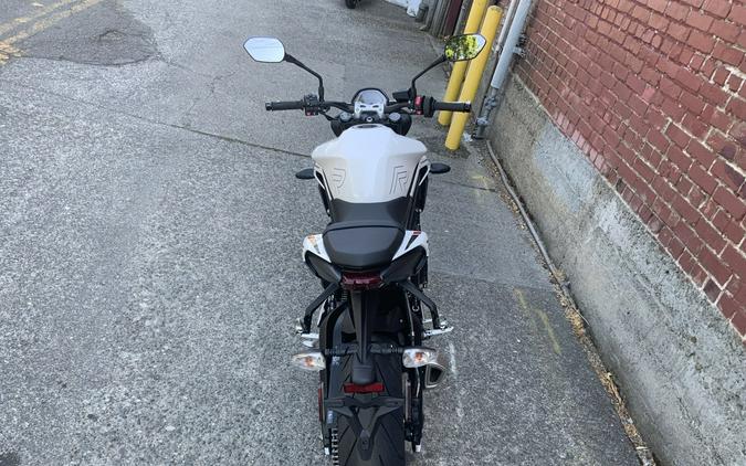 2024 Triumph STREET TRIPLE 765 R