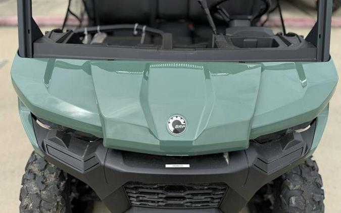 2025 Can-Am® Defender HD9