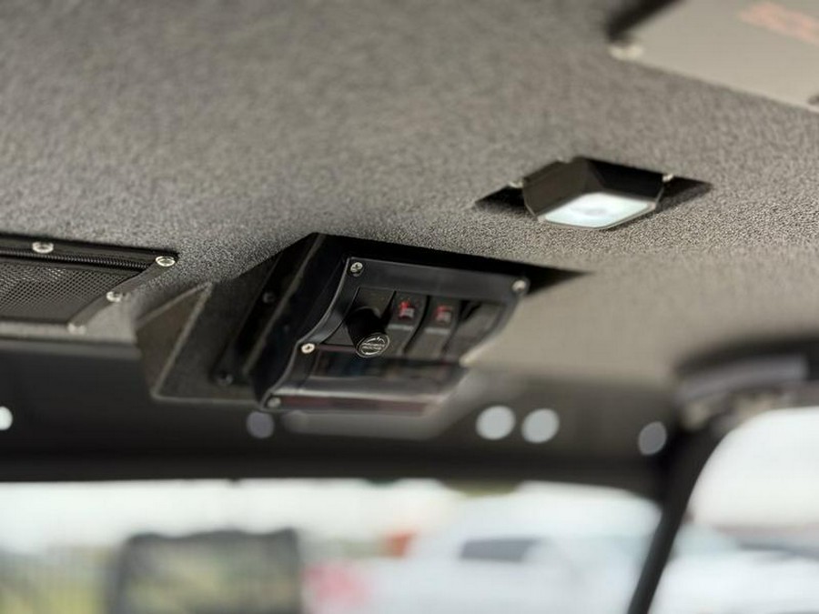 2025 Can-Am® Defender HD9