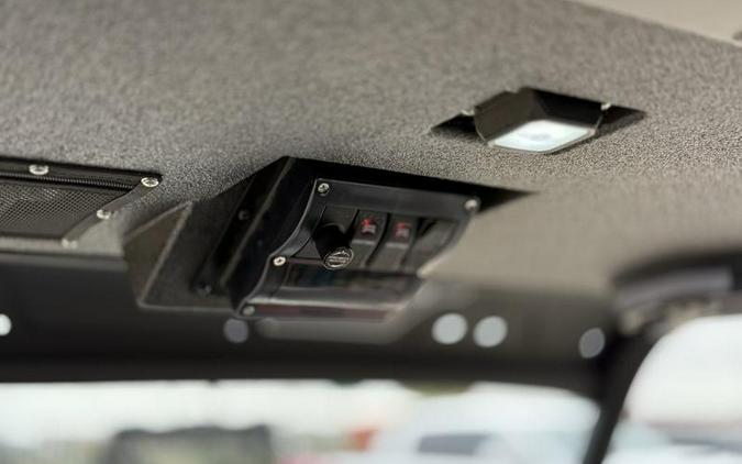 2025 Can-Am® Defender HD9