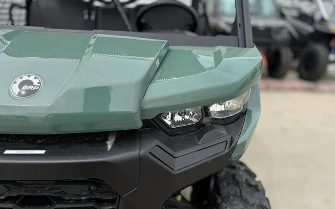 2025 Can-Am® Defender HD9