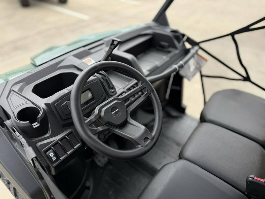 2025 Can-Am® Defender HD9