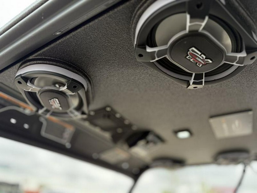 2025 Can-Am® Defender HD9