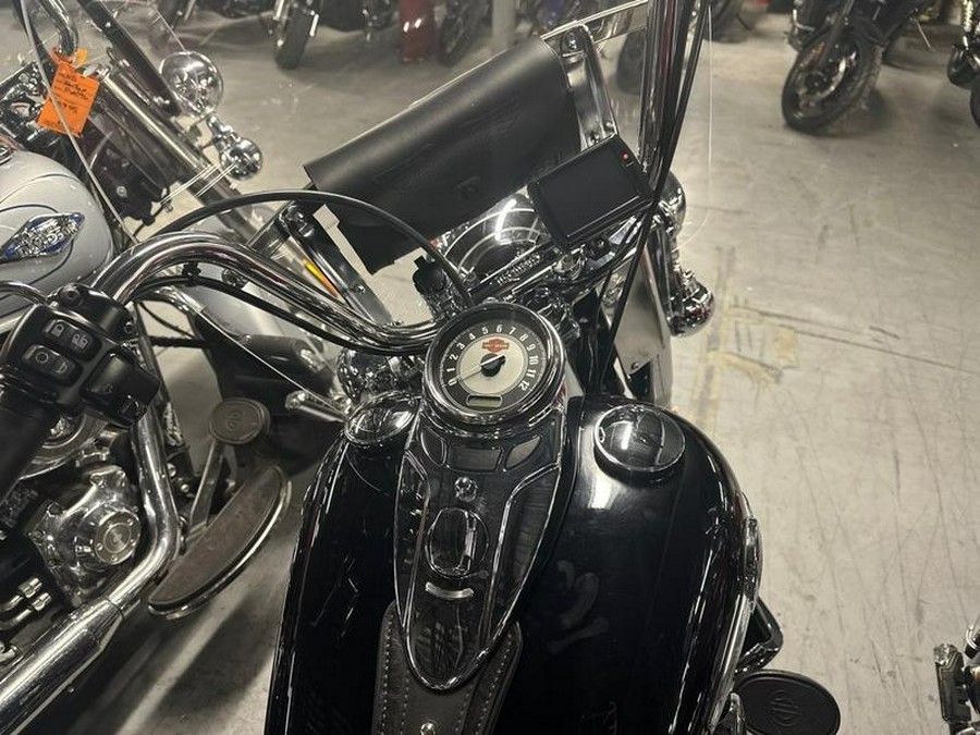 2016 Harley-Davidson® FLSTC - Heritage Softail® Classic