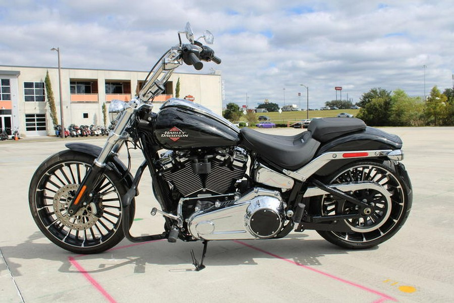 2025 Harley-Davidson® FXBR - Breakout®