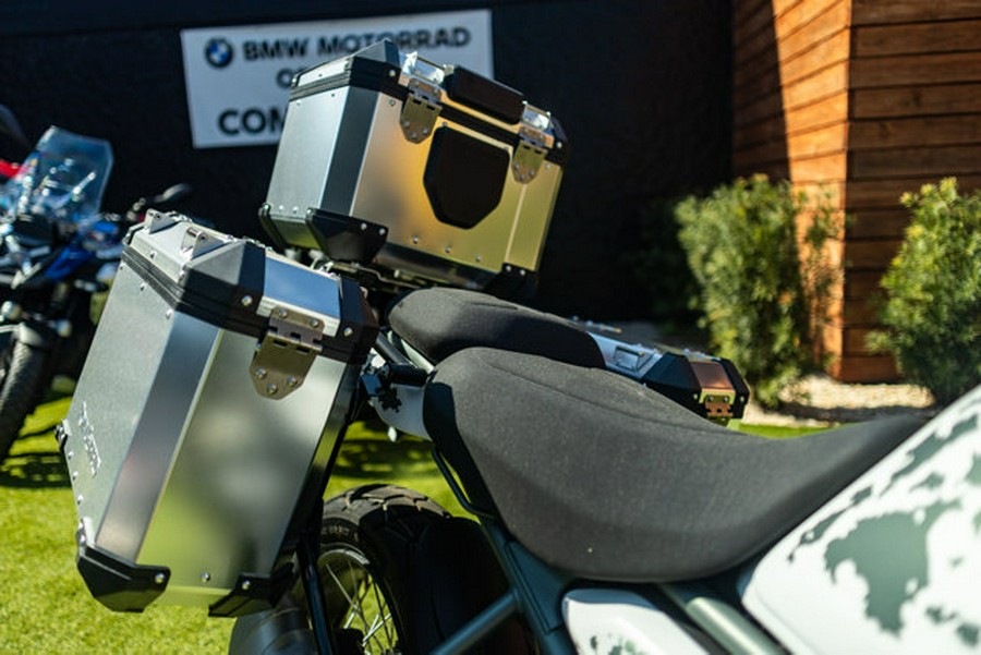 2026 Royal Enfield HIMALAYAN TUBELESS