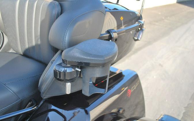 2021 Harley-Davidson FLHTCUTGSE - CVO Tri Glide FLHTCUTG - Tri Glide Ultra