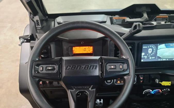 2026 Can-Am Defender Limited HD11