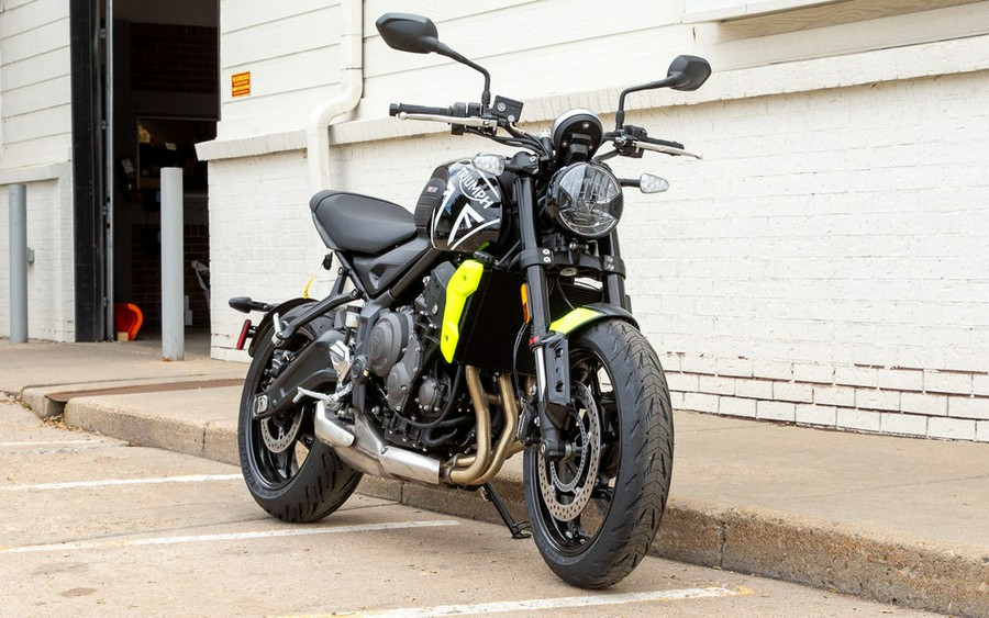 2024 Triumph Trident 660 Jet Black/Triumph Racing Yellow