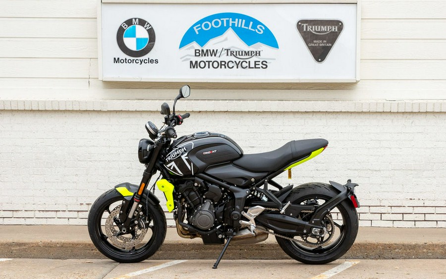 2024 Triumph Trident 660 Jet Black/Triumph Racing Yellow