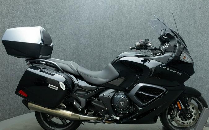 2017 TRIUMPH TROPHY SE W/ABS