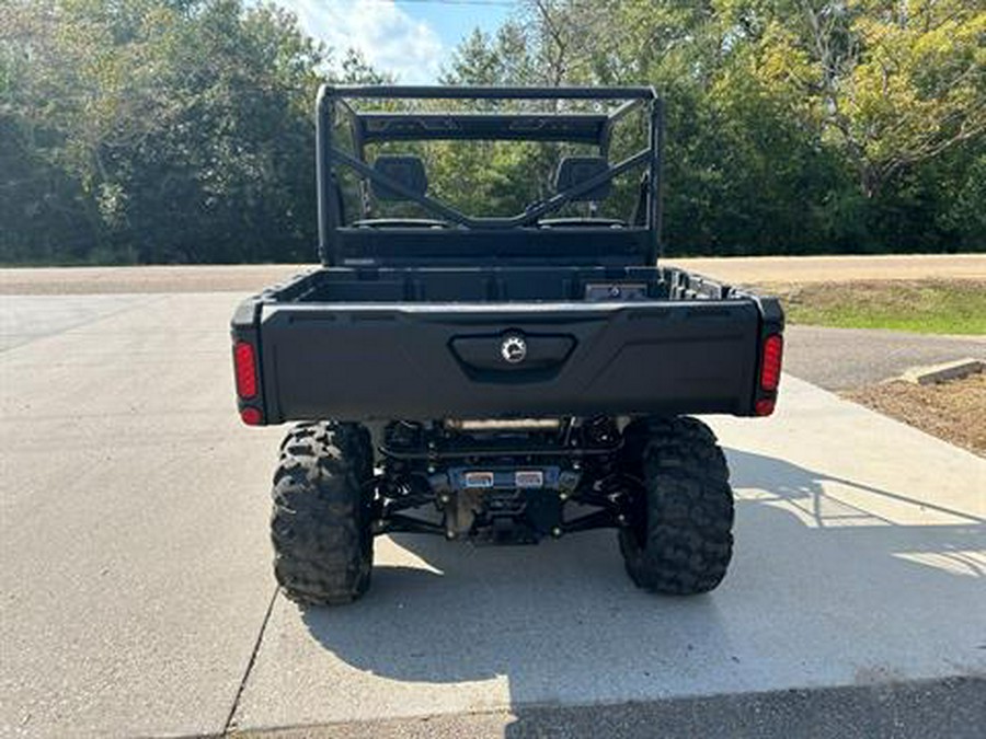 2026 Can-Am Defender DPS HD9