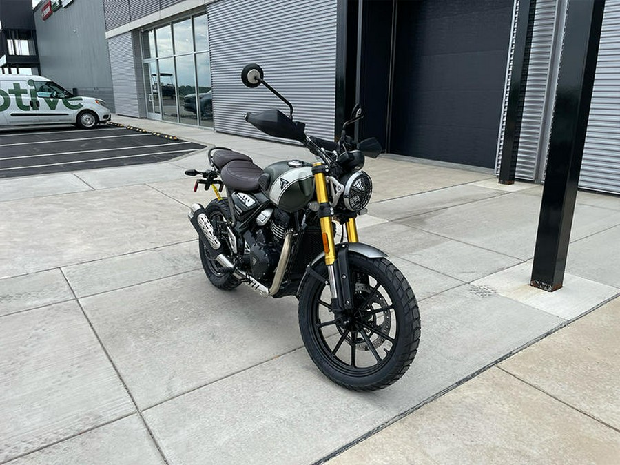 2024 Triumph Scrambler 400 X Matte Khaki Green / Fusion White