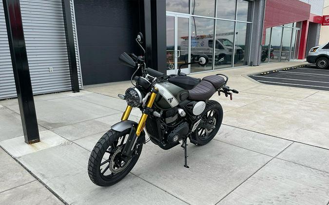 2024 Triumph Scrambler 400 X Matte Khaki Green / Fusion White