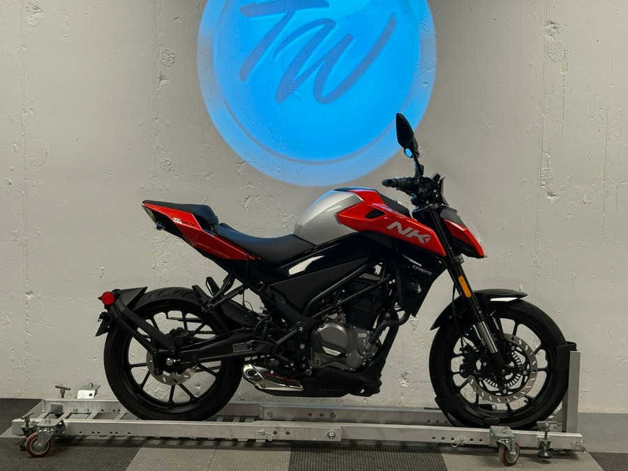 2025 CFMOTO 300NK