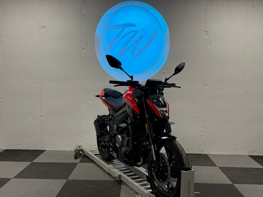 2025 CFMOTO 300NK