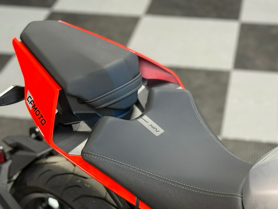 2025 CFMOTO 300NK