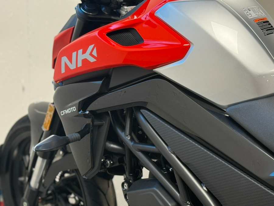 2025 CFMOTO 300NK