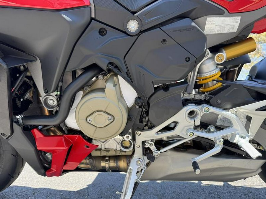 2025 Ducati Streetfighter V4 Ducati Red