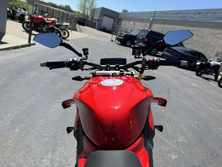 2025 Ducati Streetfighter V4 Ducati Red
