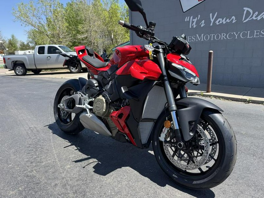 2025 Ducati Streetfighter V4 Ducati Red