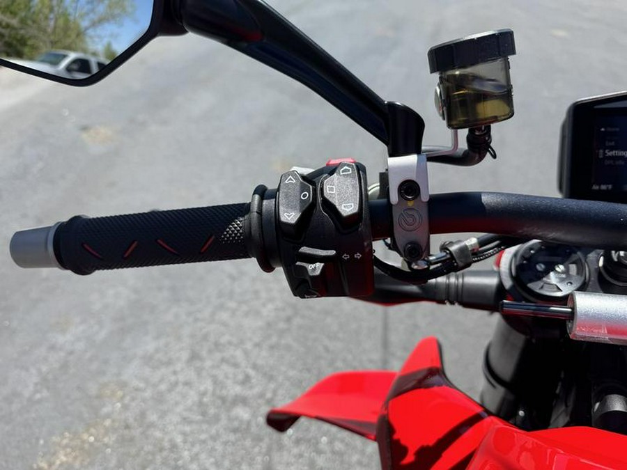 2025 Ducati Streetfighter V4 Ducati Red