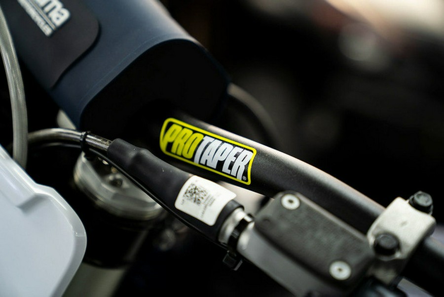 2025 Husqvarna TC 300