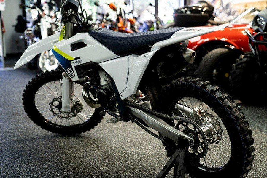 2025 Husqvarna TC 300