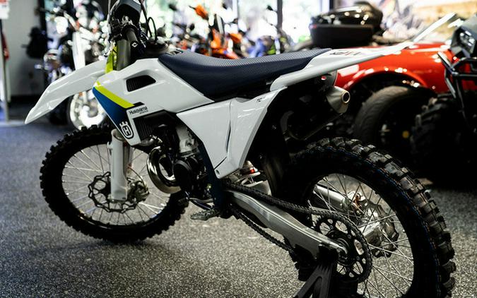 2025 Husqvarna TC 300
