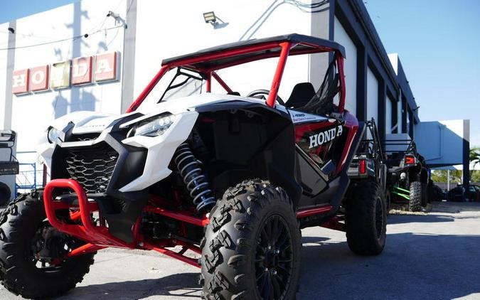 2025 Honda® Talon 1000R FOX Live Valve